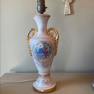 Vintage Victorian urn style porcelain lamp